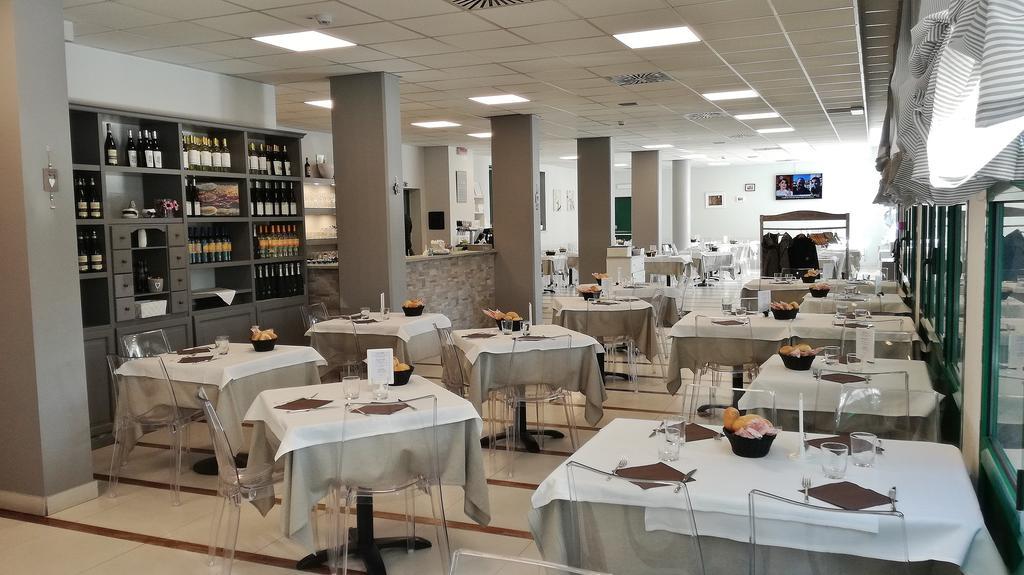 Hotel Glis San Mauro Torinese Exterior foto